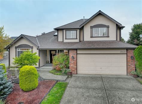 13056 SE 305th Pl, Auburn, WA 98092 .